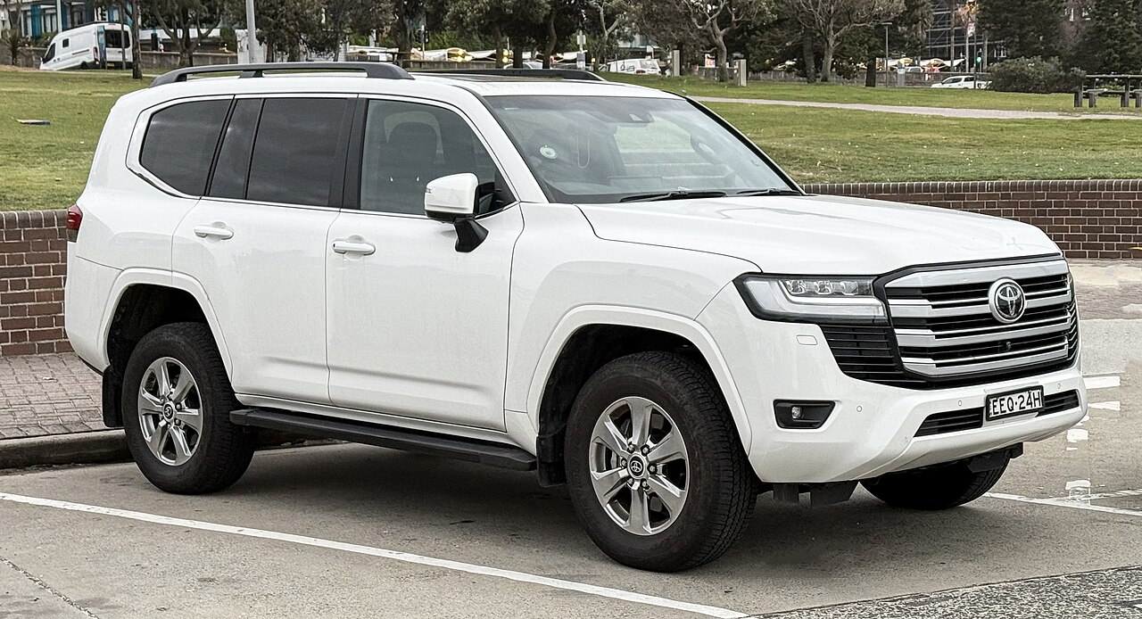 Toyota LandCruiser 300